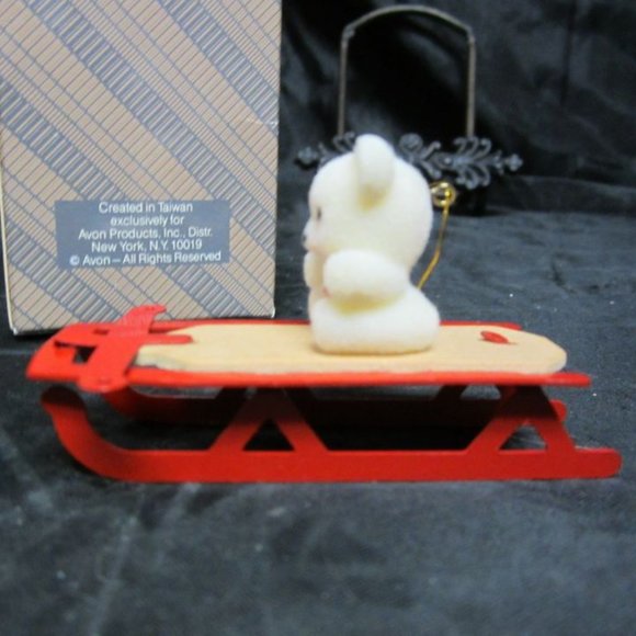 VINTAGE 80'S AVON TEDDY BEAR ORNAMENT COLLECTIBLE, TEDDY ON SLED W/ORIGINAL BOX - Picture 5 of 8
